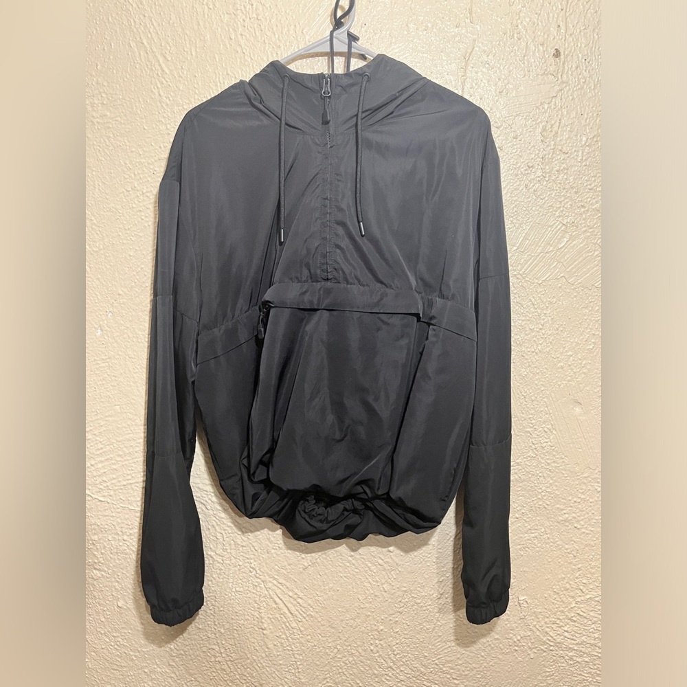 Black lightweight windbreaker